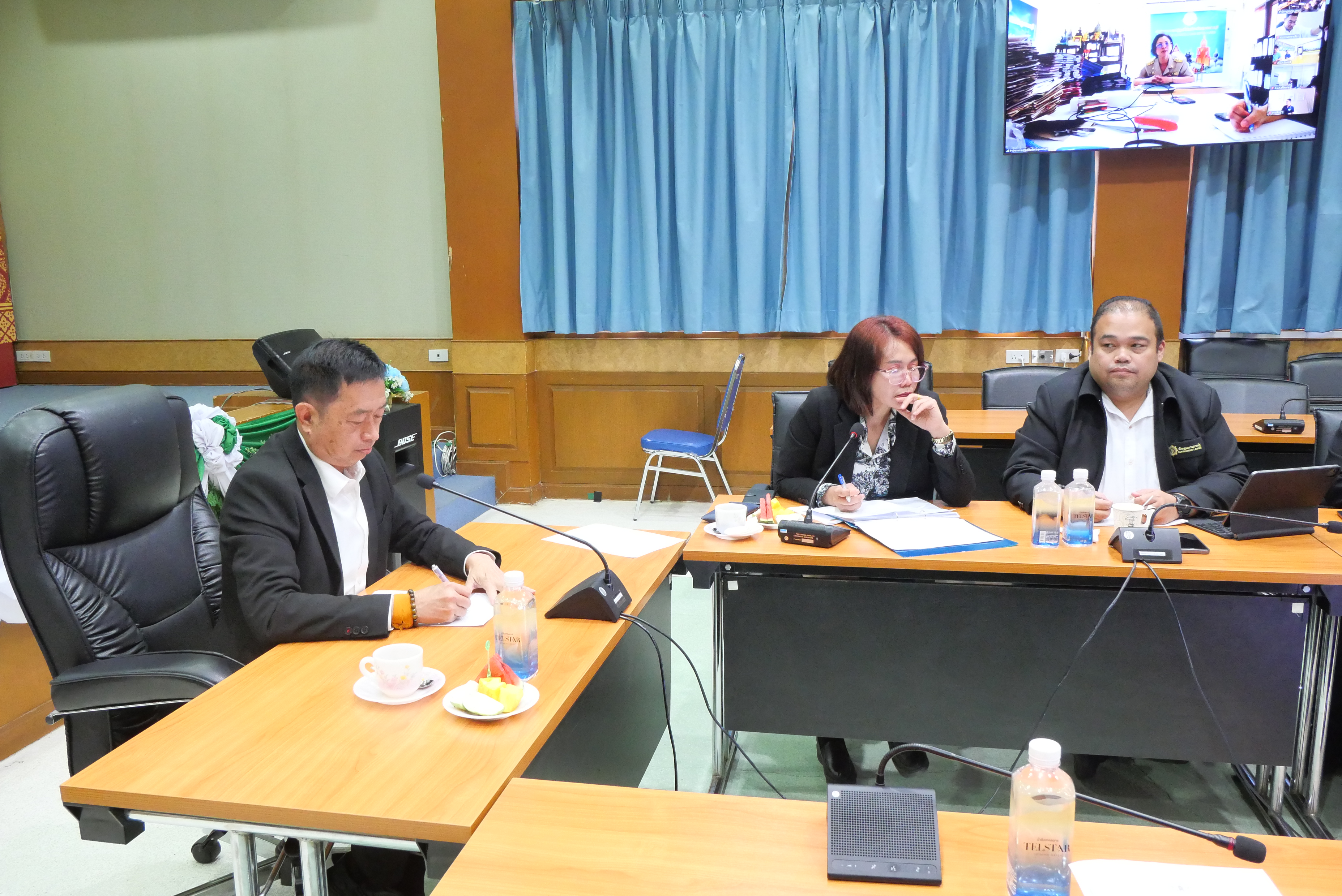 title - ส.ป.ก. ประชุมติดตามผลการจัดที่ดินตามข้อ 62